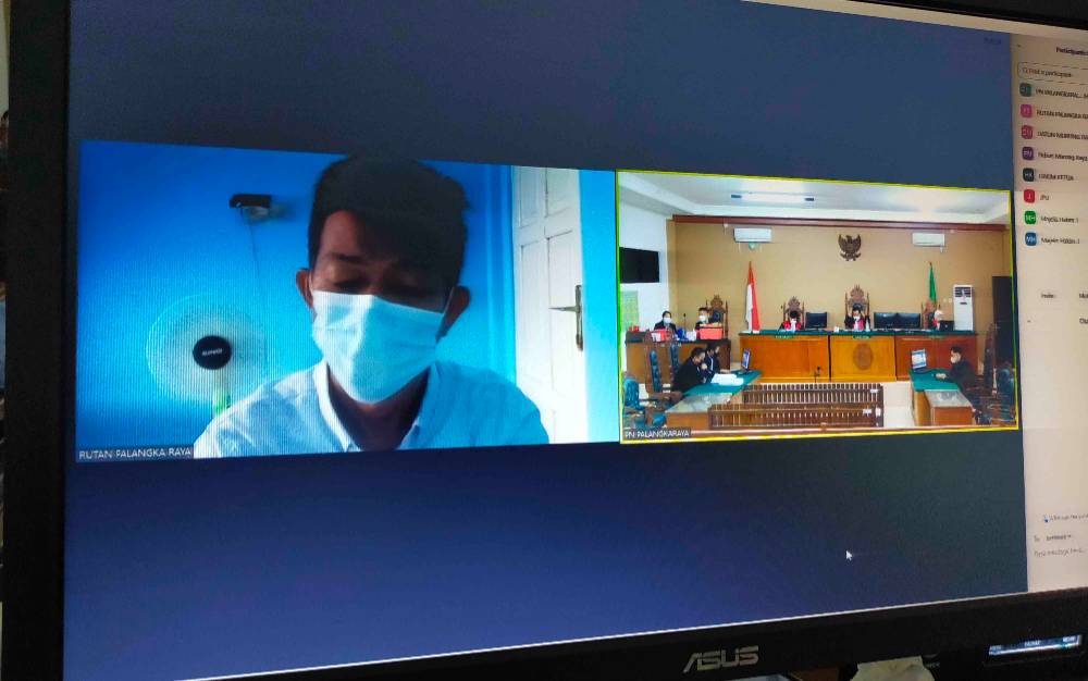 Mantan Direktur PDAM Kapuas Ini Dituntut 8 Tahun dan 6 Bulan Penjara