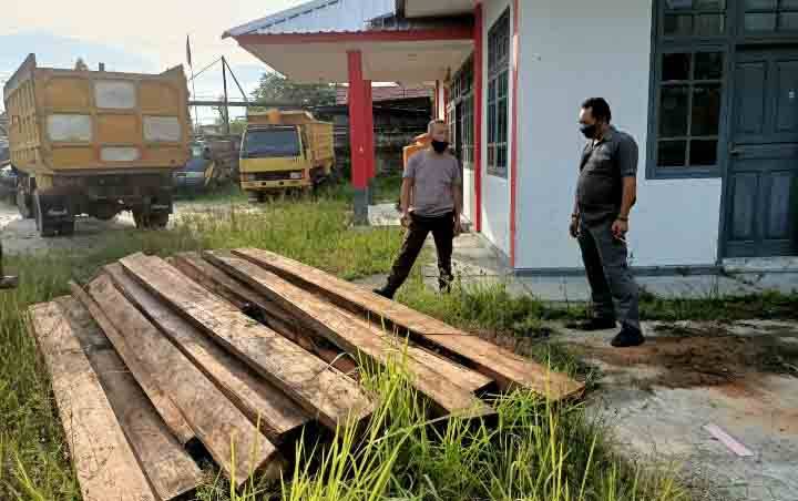 Tersangka Sebut Kayu Ilegal yang Dibawa Rencana Mau Dijual ke Galangan