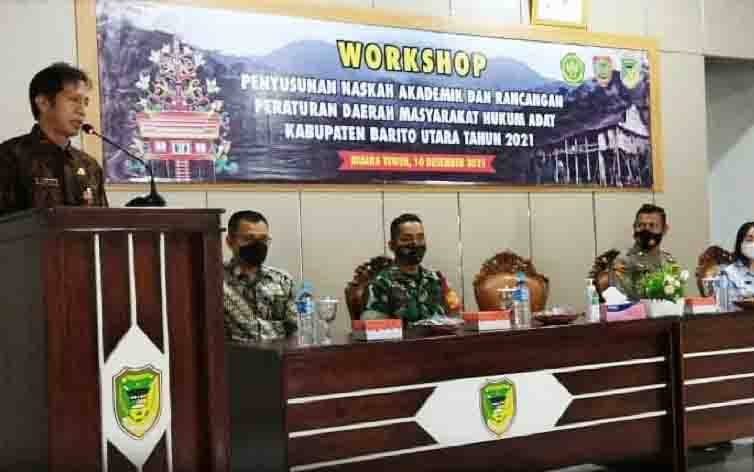 Sekda Barito Utara Buka FGD dan Workshop Penyusunan Naskah dan Raperda Pengakuan dan Perlindungan Masyarakat Hukum Adat
