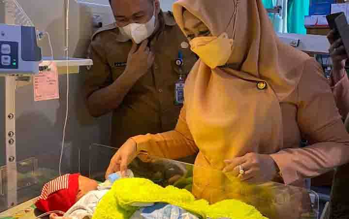 Bayi Ditemukan di Semak Dirujuk ke Palangka Raya