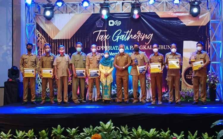 KPP Pratama Pangkalan Bun Berikan Penghargaan ke Wajib Pajak