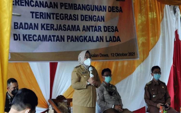 Bupati Kobar Harapkan Bumdes Perkuat Ekonomi Desa
