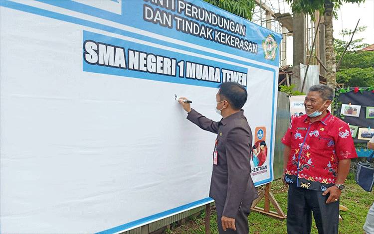 SMAN 1 Muara Teweh Deklarasi Anti Perundungan dan Anti Kekerasan