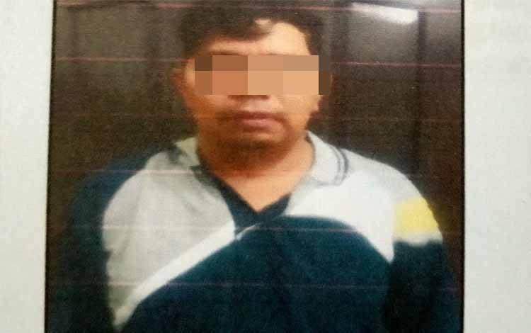 Bak Pikap Ditutupi Terpal, Dihentikan dan Dicek Tenyata Isinya Ulin Ilegal