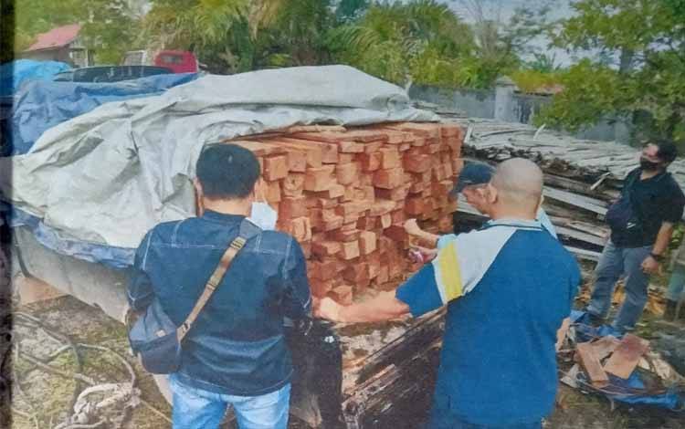 Ulin dari Kotim Dijual ke Banjarmasin Harganya Lebih Mahal