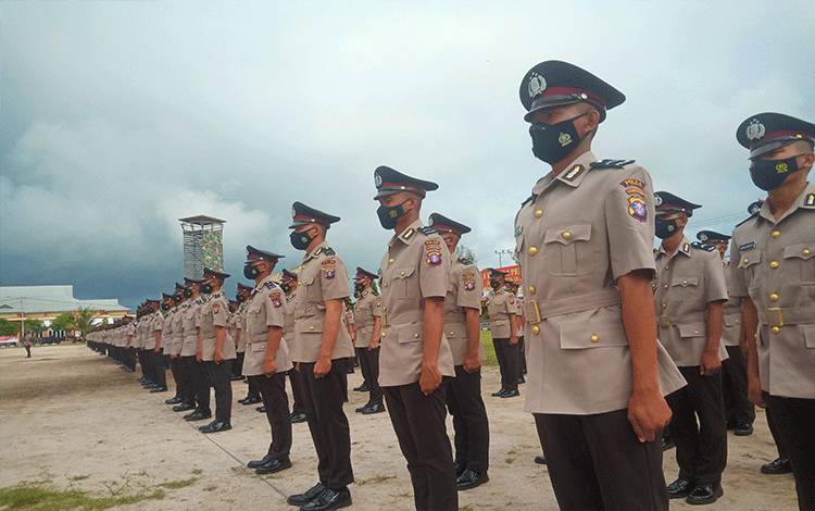 Kapolda Kalteng Pimpin Pelantikan Remaja Bintara Polri 2021