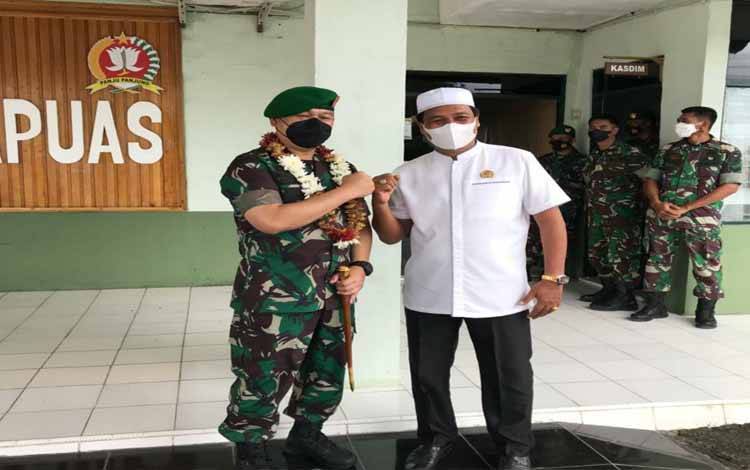 Wakili DPRD Kapuas, Ahmad Baihaqi Hadiri Pisah Sambut Dandim