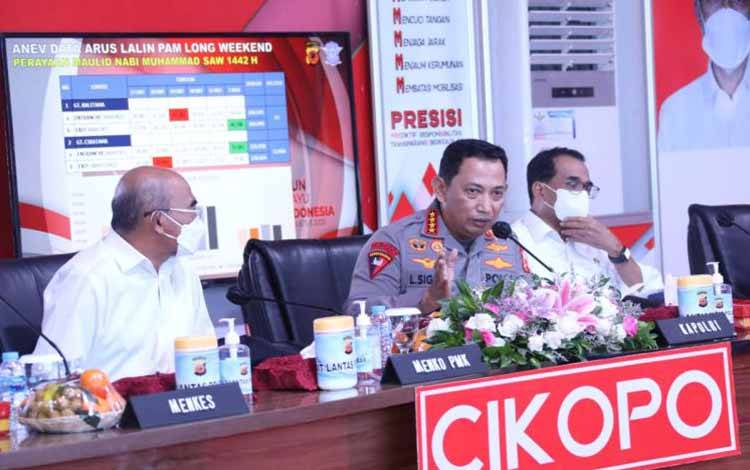 Kapolri Minta Pos Pengamanan Natal dan Tahun Baru 2022 Diperkuat