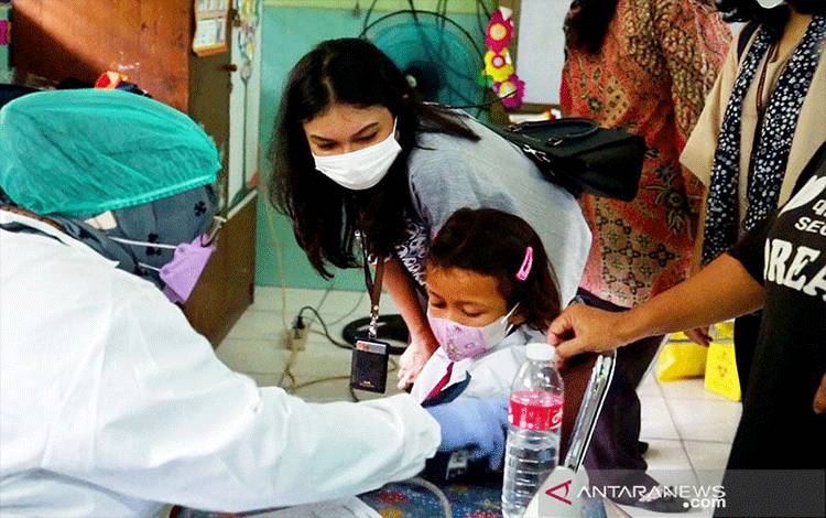 109,26 Juta Penduduk RI Sudah Disuntik Vaksin COVID-19 Dosis Lengkap
