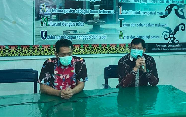 Dirut RSUD Kapuas Terima Kunjungan RSUD Kuala Pembuang Studi Kooperatif Pengelolaan BLUD