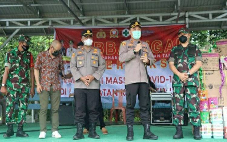 Kapolres Kapuas Terus Ajak Bersama Dukung Vaksinasi Covid-19