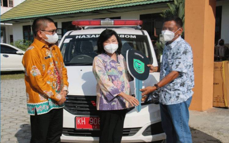 Kecamatan Kahayan Tengah dan Banama Tingang Dapat Bantuan Ambulans