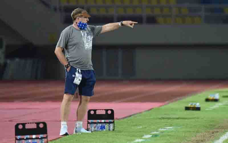 Persib Berusaha Sebaik Mungkin Tampilkan Performa Terbaik