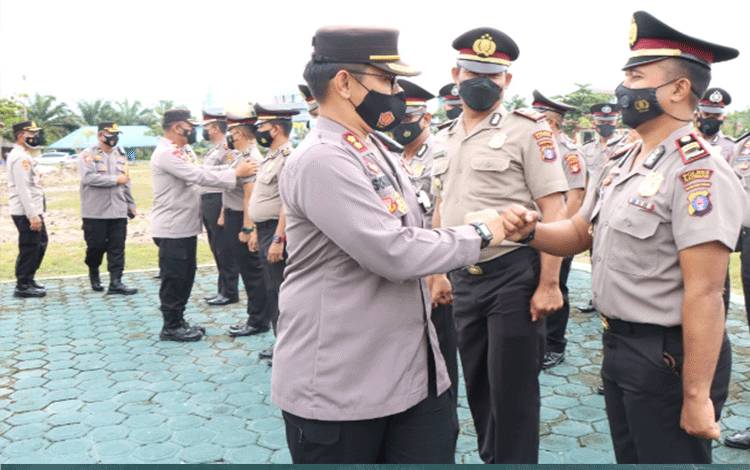 29 Personel Polres Katingan Naik Pangkat