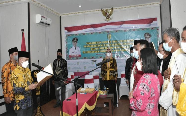 266 Pejabat Administrasi Pemko Palangka Raya Diangkat Jadi Pejabat Fungsional