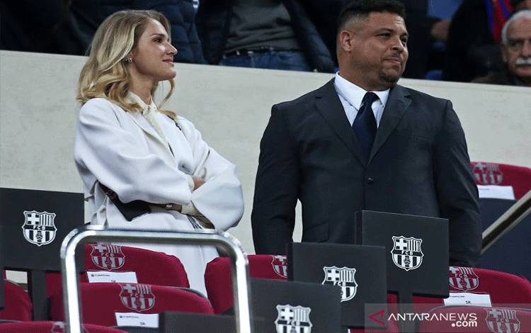 Legenda Timnas Brazil Ronaldo Positif COVID-19