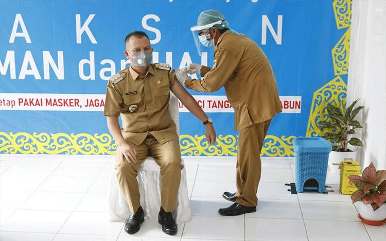 Bupati Gumas Anjurkan Masyarakat Tetap Patuhi Protokol Kesehatan