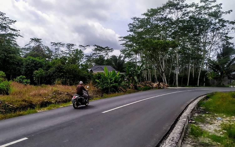 Jalan Kembali Sampit Sudah Mulus, Malah Ada Yang Memanfaatkan Jadi Arena Balap Liar