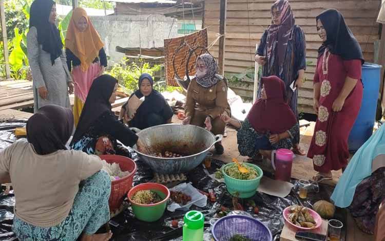Pemkab Kotim Dirikan Dapur Umum dan Tenda untuk Korban Kebakaran Pasar Desa Pundu