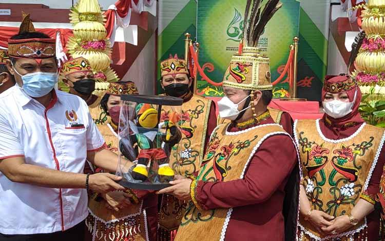 Burung Tingang Jadi Maskot Porprov Kalteng ke XII di Kotim