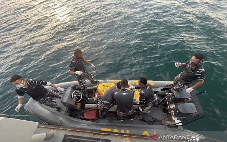 TNI AL Temukan Jasad Diduga PMI di Perbatasan Indonesia-Malaysia