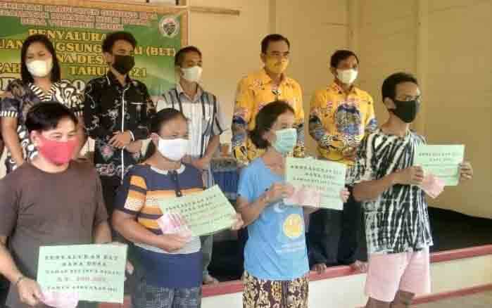 74 KPM di Desa Tumbang Korik Gumas Terima BLT Dana Desa