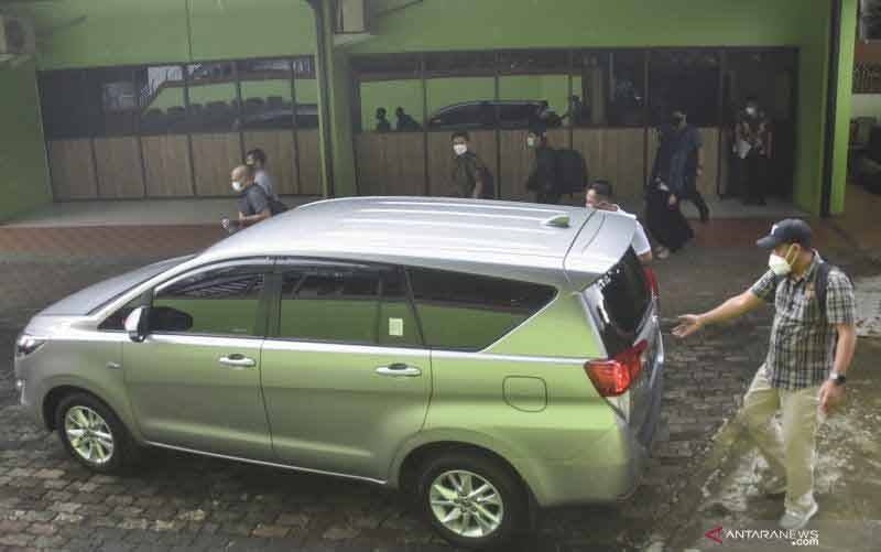 KPK Amankan Dokumen Usai Geledah 3 Lokasi Kasus Korupsi Bekasi