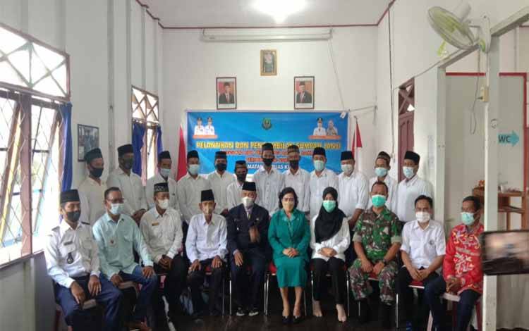 Ini Harapan Camat Kapuas Kuala kepada Anggota BPD 2 Desa Baru Dilantik