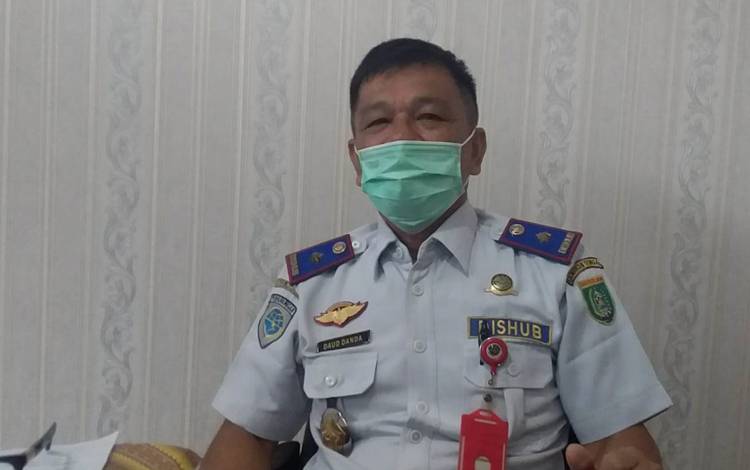 Kendaraan Bermuatan Melebihi 8 Ton Dilarang Sementara Melintasi Jalan Buntok-Kalahien