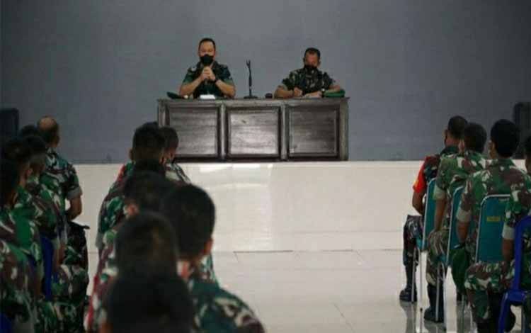 Dandim Kuala Kapuas Bina dan Motivasi Semangat Disiplin Prajurit