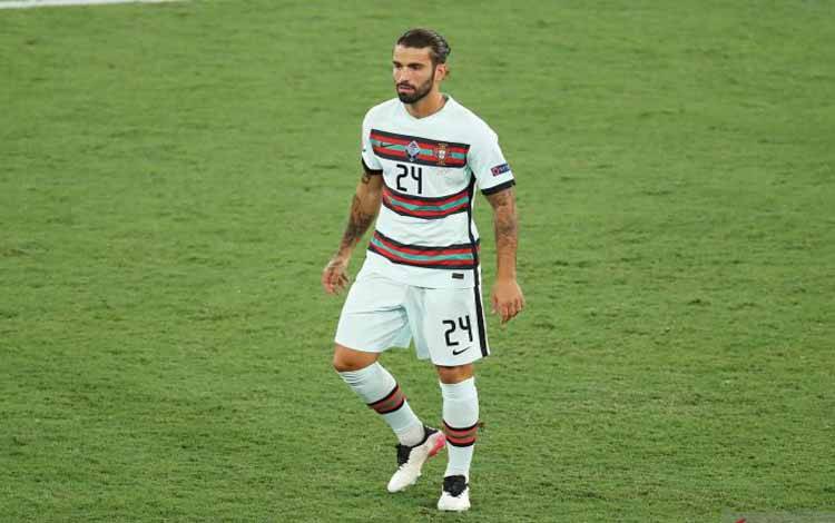 AS Roma Rampungkan Transfer Sergio Oliviera dari Porto