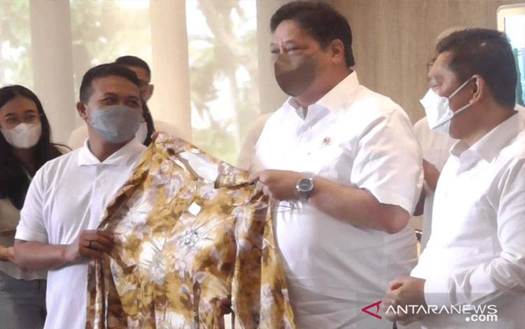 Menko Airlanga Dorong Optimalisasi Pertumbuhan Industri Kreatif