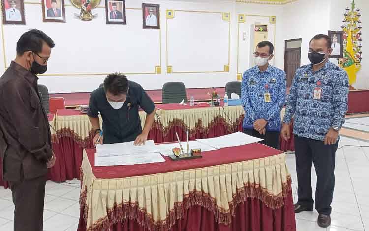 3 Partai di DPRD Barito Timur Bentuk Fraksi Baru