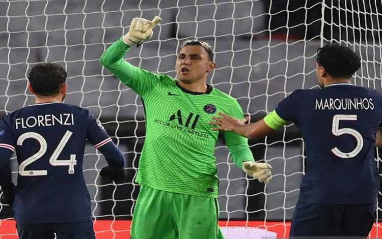 Newcastle United Dikabarkan Dekati Kiper PSG Keylor Navas