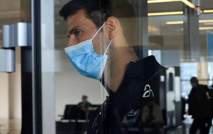 Djokovic kembali ke Rumah di Serbia Setelah Dideportasi dari Australia