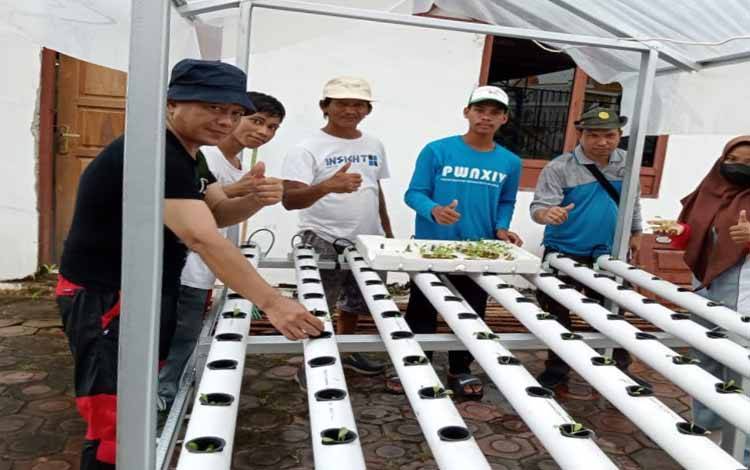 Kwarcab Sukamara Kembangkan Tanam Hidroponik