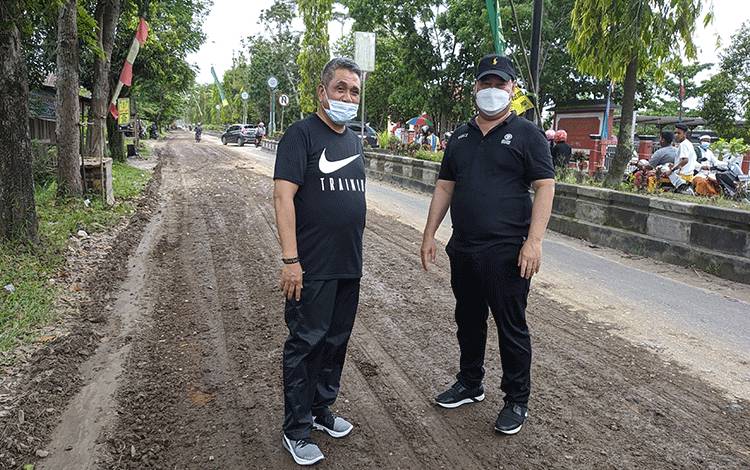 Pemprov Kalteng Gelontorkan Rp 80 Miliar Untuk Perbaikan Jalan Sampit-Samuda dan Samuda-Ujung Pandaran?