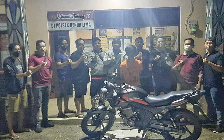 Terduga Pelaku Penggelapan Sepeda Motor Ditangkap di Pasar Panas