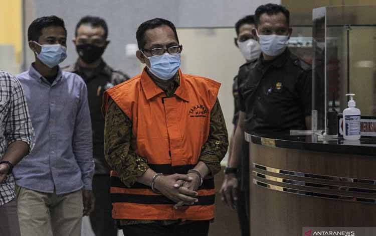 MA Berhentikan Hakim dan Panitera PN Surabaya Terjaring OTT KPK