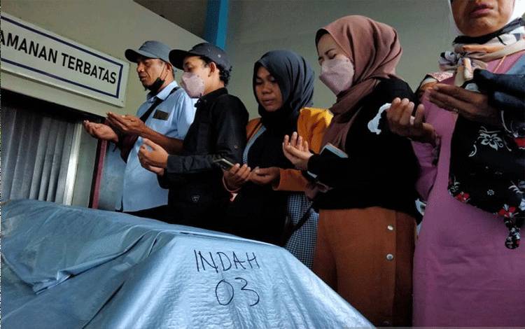 Jenazah Korban Pembakaran Karaoke di Sorong Diterbangkan ke Kampung Halaman