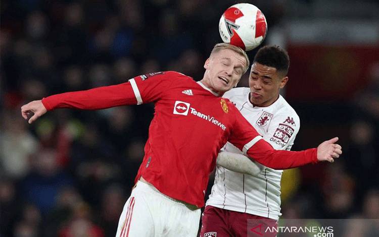 Donny van de Beek Sepakat Dipinjamkan MU ke Everton