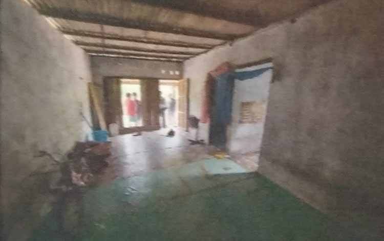Cabuli Cucu Tirinya yang Ditinggal Ibu Kandung Jadi TKW