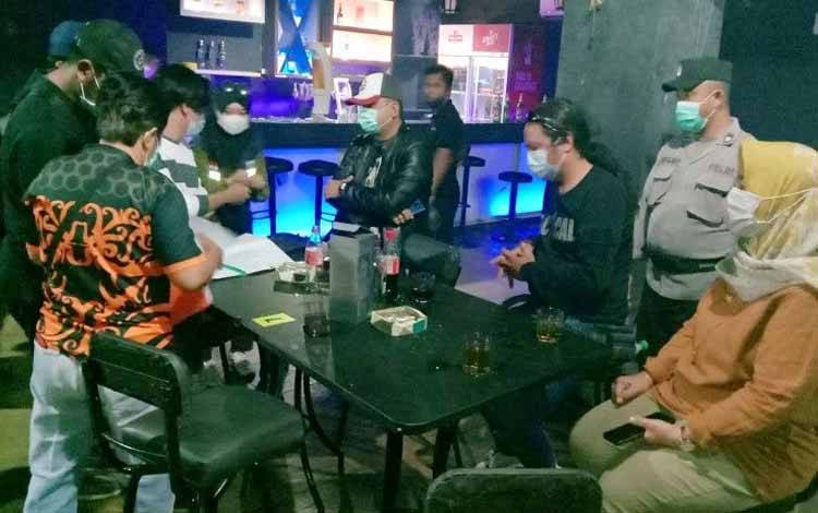 Satgas Palangka Raya kembali Temukan THM Langgar Jam Operasional