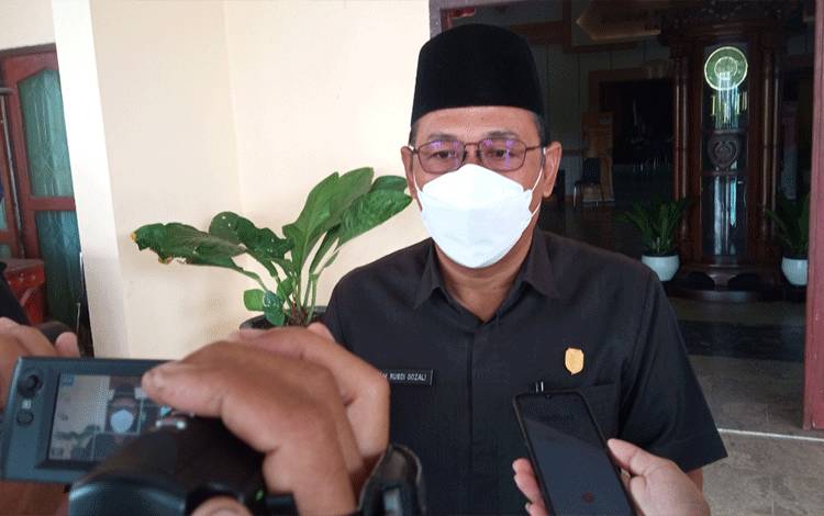 Seluruh Fraksi DPRD Kobar Sepakat Lanjutkan Pembahasan 7 Ranperda?