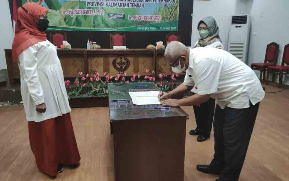 Jabat Kadis TPHP Kalteng, Riza Rahmadi Harap Dukungan Semua Pihak