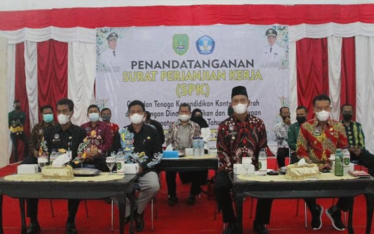 Bupati Sukamara Ingatkan Prokes di Sekolah Tetap Dijaga