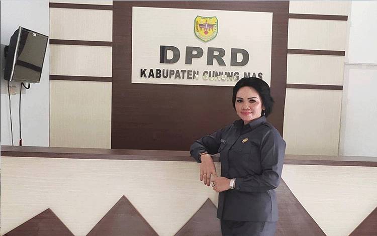 Kondisi Anak Anggota DPRD Gunung Mas Usai Ikut Vaksinasi