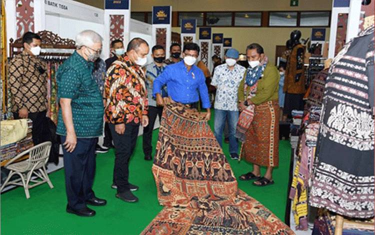 Kominfo Dorong Masyarakat Gunakan Produk UMKM Lokal
