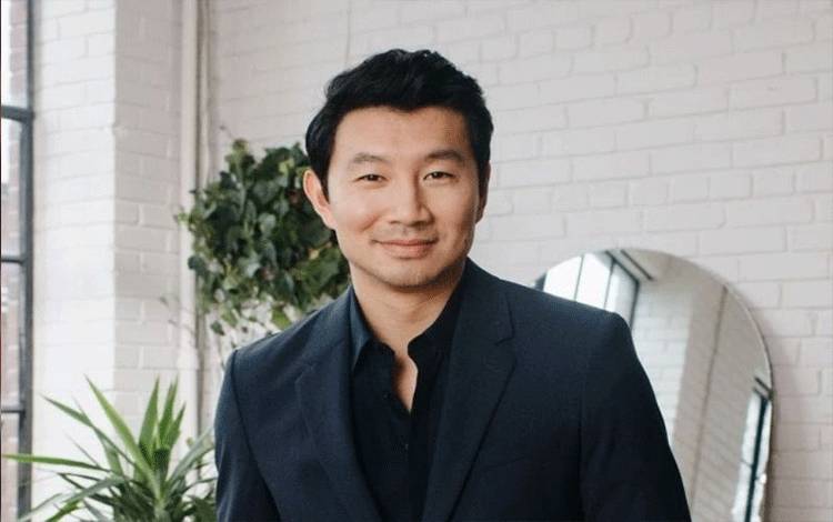 Simu Liu Akan Bermain Dalam Film "Barbie"