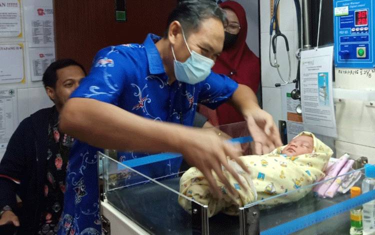 Bayi yang Ditemukan Sempat Mengalami Penurunan Daya Tahan Tubuh